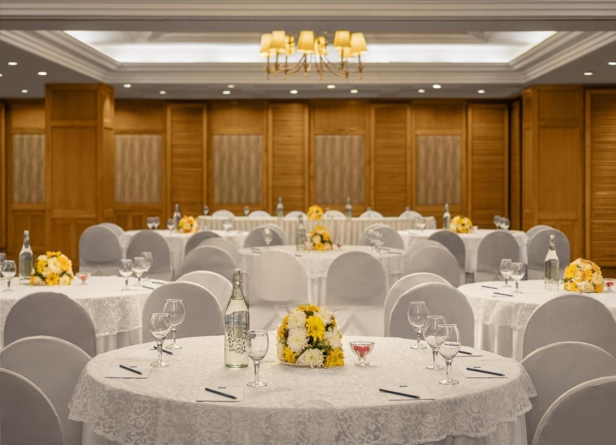 Sarovar Portico Surajkund Нью-Делі Екстер'єр фото
